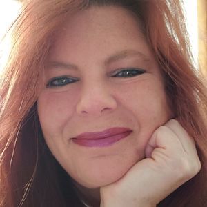 Meet your Posher, Kelley